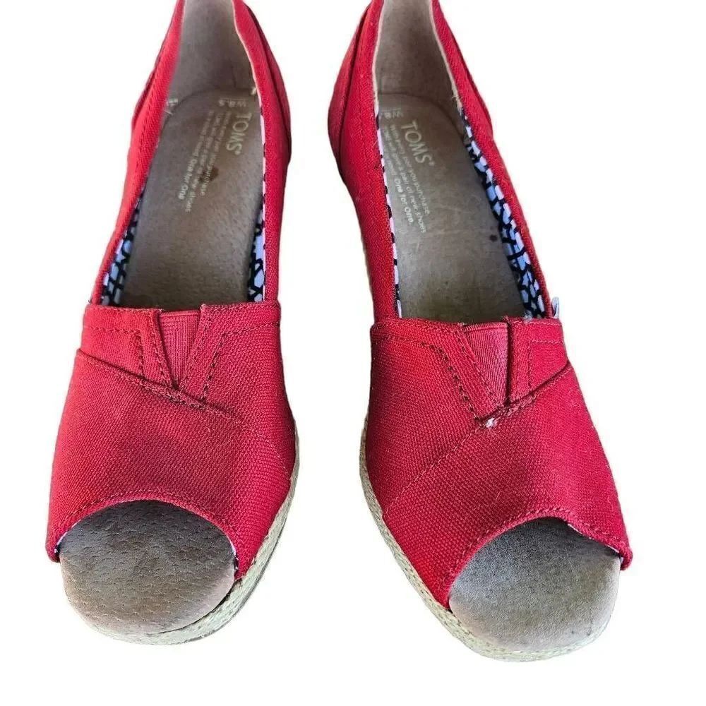 Toms wedge shoes
